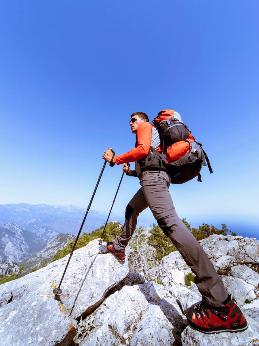 hiking outfit men